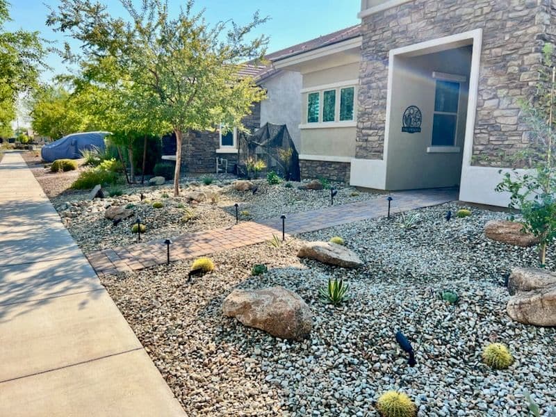 Gallery photos for Stunning Desert Front Yard Transformation: Image #1