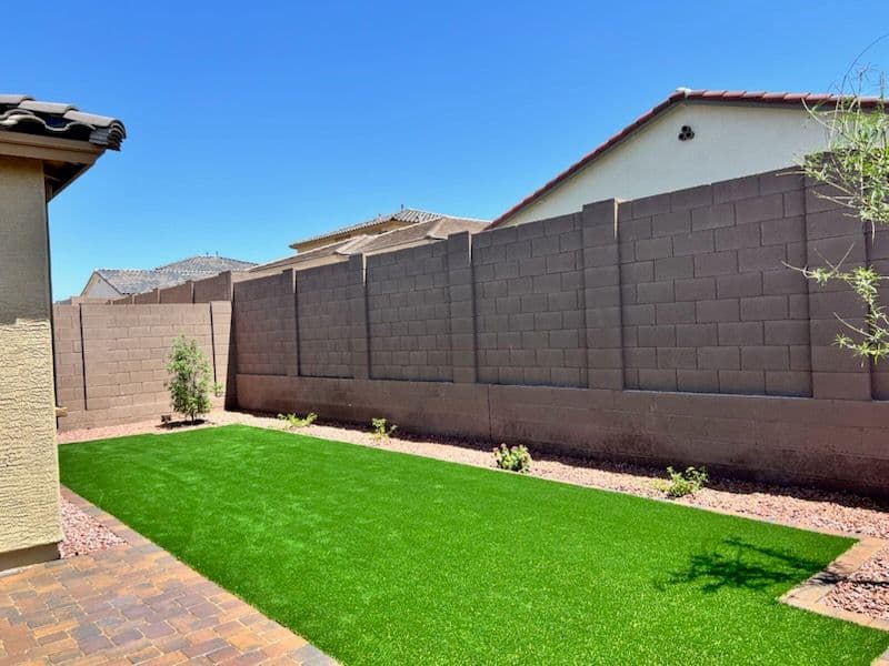 Gallery photos for Peoria Backyard Makeover with Artificial Turf: Image #1
