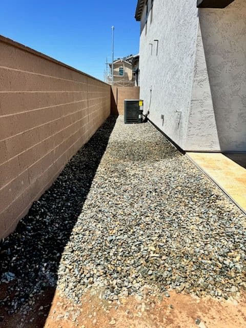 Gallery photos for Stunning Patio Transformation with Mahogany Rock: Image #1